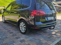 Second-hand VW Sharan 177 CP (130 kW) 2013 Negru Monovolum