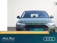Neu Audi A1 Advanced Plus 95 PS (69 kW) 2026 Distriktgrün metallic mythossc SUV