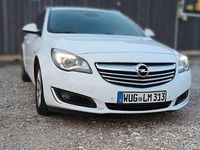 Gebraucht Opel Insignia Edition 163 PS (119 kW) 2014 Weiß Kombi