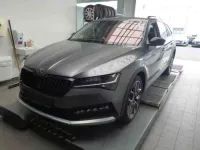 Gebraucht Skoda Superb 200 PS (147 kW) 2023 Graphitegrau metallic Kombi
