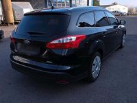 Gebraucht Ford Focus 125 PS (91 kW) 2014 Schwarz Kombi