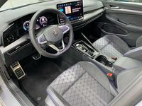 Gebraucht VW Golf VIII R-line 150 PS (110 kW) 2025 Mondsteingrau Kombi