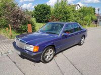 Gebraucht Mercedes 190 Avantgarde 140 PS (102 kW) 1993 Blau Limousine