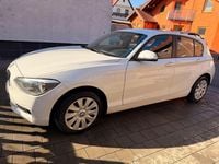 Gebraucht BMW 114 102 PS (75 kW) 2014 Weiß Kleinwagen