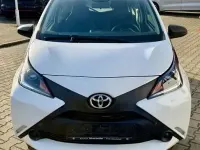Gebraucht Toyota Aygo 94 PS (69 kW) 2018 Weiß Kleinwagen