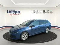 Gebraucht VW Golf VIII Style 150 PS (110 kW) 2024 Anemonenblau metallic Kombi