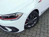 Gebraucht VW Polo Edition 207 PS (152 kW) 2024 Pure white schwarz (weiß) Limousine