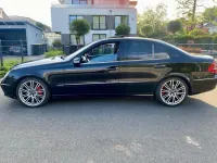 Gebraucht Mercedes E500 Avantgarde 306 PS (225 kW) 2003 Schwarz Limousine
