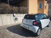 Gebraucht Smart ForFour Passion 71 PS (52 kW) 2016 Weiß Kleinwagen