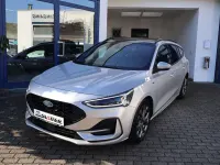 Gebraucht Ford Focus ST-Line X 155 PS (114 kW) 2024 Silber Limousine