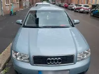 Używany Audi A4 131 KM (96 kW) 2001 Niebieski Sedan/Limuzyna