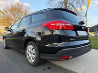 Second-hand Ford Focus Trend 116 CP (85 kW) 2015 Negru Break
