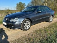 Gebraucht Mercedes CLK200 164 PS (120 kW) 2004 Blau Coupé
