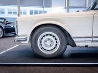 Gebraucht Mercedes 230 150 PS (110 kW) 1965 Other Cabrio