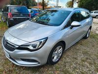 Gebraucht Opel Astra Edition 105 PS (77 kW) 2017 Other Kombi