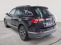 Gebraucht VW Tiguan Life 150 PS (110 kW) 2023 Schwarz SUV