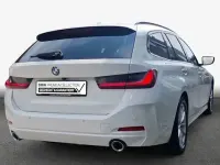 Gebraucht BMW 320 Sport Line 190 PS (139 kW) 2023 Weiß Kombi