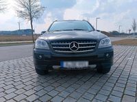 Gebraucht Mercedes ML320 224 PS (164 kW) 2007 Schwarz SUV