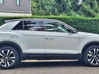 gebraucht VW T-Roc 2.0 TDI SCR DSG IQ.DRIVE wie neu!