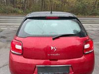 Gebraucht DS Automobiles DS3 So Chic 95 PS (69 kW) 2010 Rot Limousine