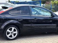 Brugt Ford Focus Trend 101 HK (74 kW) 2005 Sort Sedan