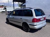 Gebraucht VW Sharan 85 PS (62 kW) 2000 Silber Van / Kleinbus