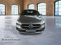 Gebraucht Mercedes B180 136 PS (100 kW) 2025 Metalliclack mountaingrau Kleinwagen