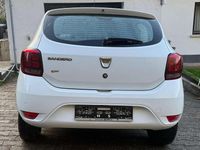 Gebraucht Dacia Sandero 75 PS (55 kW) 2017 Weiß Limousine