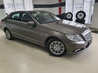Gebraucht Mercedes E250 204 PS (150 kW) 2009 Indiumgrau  metalliclack Limousine