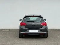 Gebraucht Opel Astra Active 140 PS (102 kW) 2013 Grau Limousine