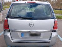 Gebraucht Opel Zafira 100 PS (73 kW) 2008 Silber Van / Kleinbus