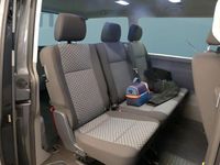 Gebraucht VW Caravelle 150 PS (110 kW) 2022 Grau Van / Kleinbus