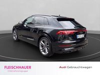 Gebraucht Audi Q8 Ambiente 286 PS (210 kW) 2025 SUV
