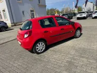 Gebraucht Renault Clio III 75 PS (55 kW) 2012 Rot Kleinwagen