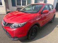 Gebraucht Nissan Qashqai 116 PS (85 kW) 2017 Rot SUV