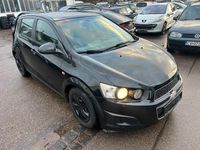 Gebraucht Chevrolet Aveo 86 PS (63 kW) 2013 Schwarz Kleinwagen
