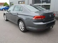 Gebraucht VW Passat Comfortline 125 PS (91 kW) 2015 Grau Limousine