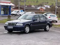 Gebraucht Mercedes C200 Classic 136 PS (100 kW) 2000 Blau Limousine