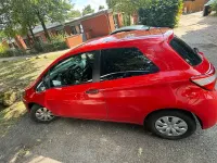 Gebraucht Toyota Yaris 72 PS (52 kW) 2018 Rot Kleinwagen