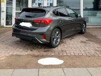 Gebraucht Ford Focus ST-Line 125 PS (91 kW) 2020 Grau Kleinwagen