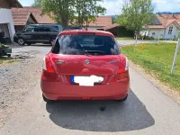 Gebraucht Suzuki Swift 94 PS (69 kW) 2012 Rot Kleinwagen