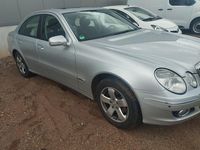Gebraucht Mercedes E200 184 PS (135 kW) 2007 Silber Limousine