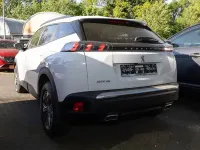 Gebraucht Peugeot 2008 Active 131 PS (96 kW) 2021 Weiß SUV