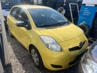 Gebraucht Toyota Yaris Cool 101 PS (74 kW) 2010 Gelb Kleinwagen