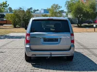 Gebraucht Chrysler Town & Country 283 PS (208 kW) 2013 Silber Van / Kleinbus