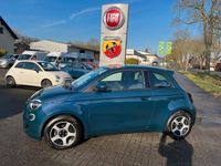 Gebraucht Fiat 500e Action 69 kW (95 PS) 2022 Grün Kleinwagen