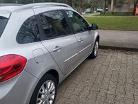 Usata Renault Clio II Expression 75 CV (55 kW) 2011 Argento Berlina