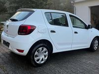 Gebraucht Dacia Sandero 75 PS (55 kW) 2017 Weiß Limousine