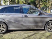 Gebraucht Mercedes B200 136 PS (100 kW) 2014 Grau Van / Kleinbus
