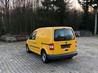 Usata VW Caddy 84 CV (61 kW) 2012 Giallo Monovolume